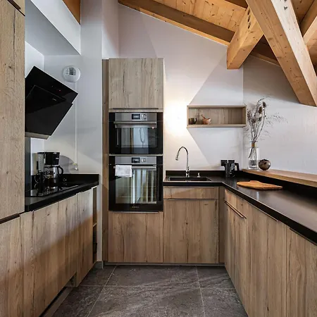 Magnifique Duplex Neuf A Courchevel, 4 Chambres, Garage, Balcon - Fr-1-563-34 Apartment *