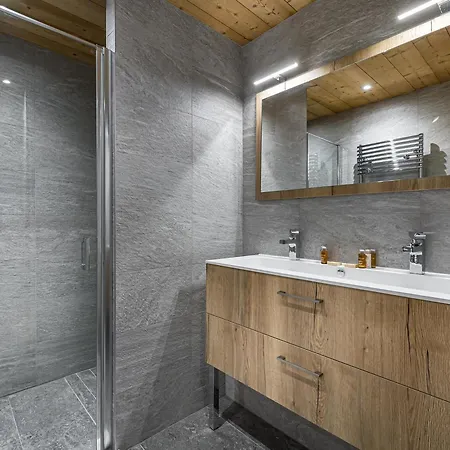 Apartment Magnifique Duplex Neuf A Courchevel, 4 Chambres, Garage, Balcon - Fr-1-563-34 Courchevel